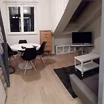 Lighthouse Apartment *
