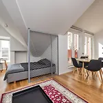 Apartment Lighthouse