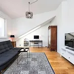 Lighthouse Apartment