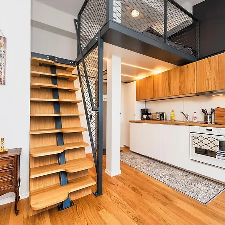 Lighthouse Apartamento Talin