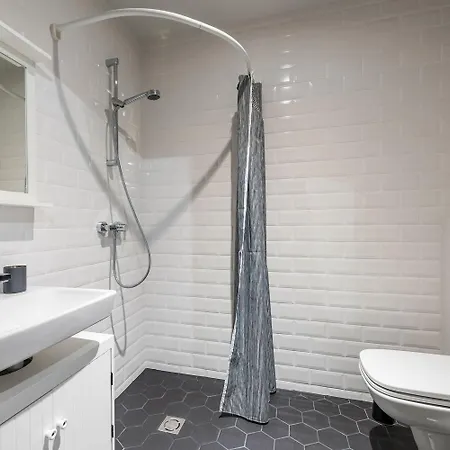 Lighthouse Apartament *