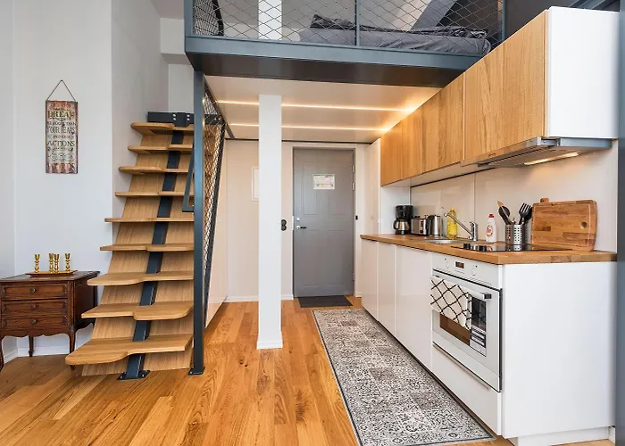 Lighthouse Apartment